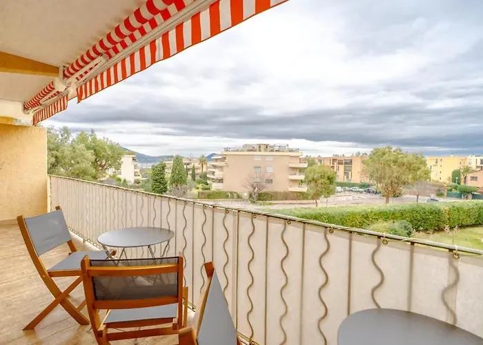 La Florida L Terrace & L Shellter *